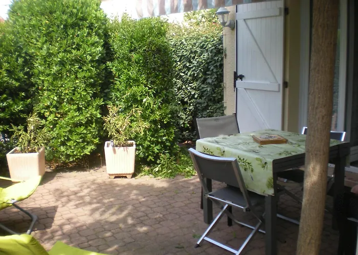 Maison De Agdabella Tatil Evi Agde